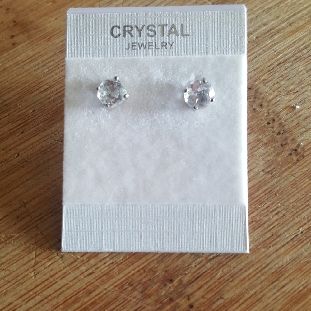 CZ (zirconia) silver studs sold on title
